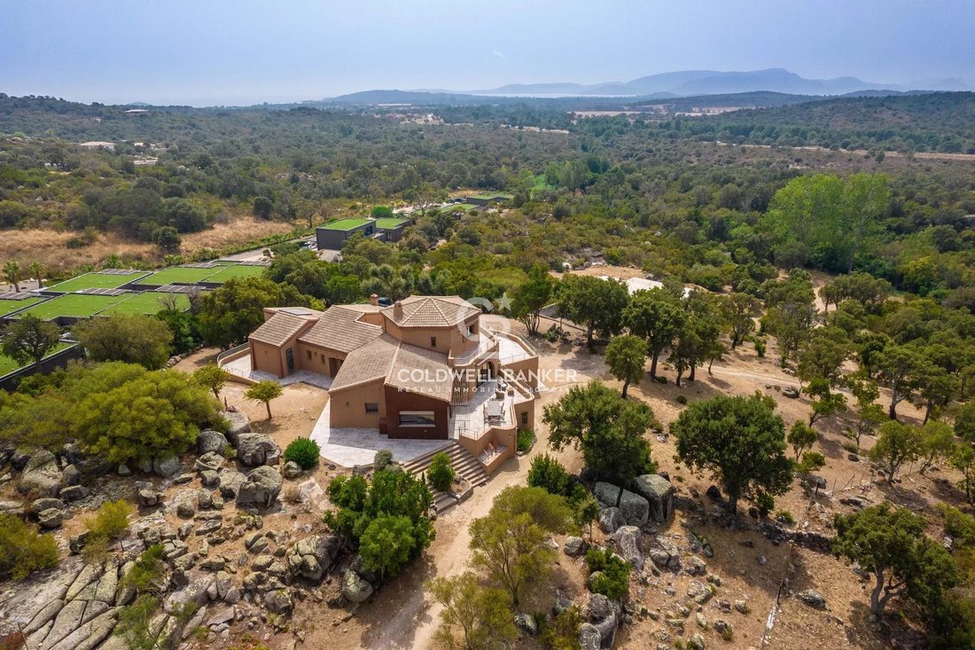 Villa in Porto-Vecchio, Corsica, France 5 - 18949527
