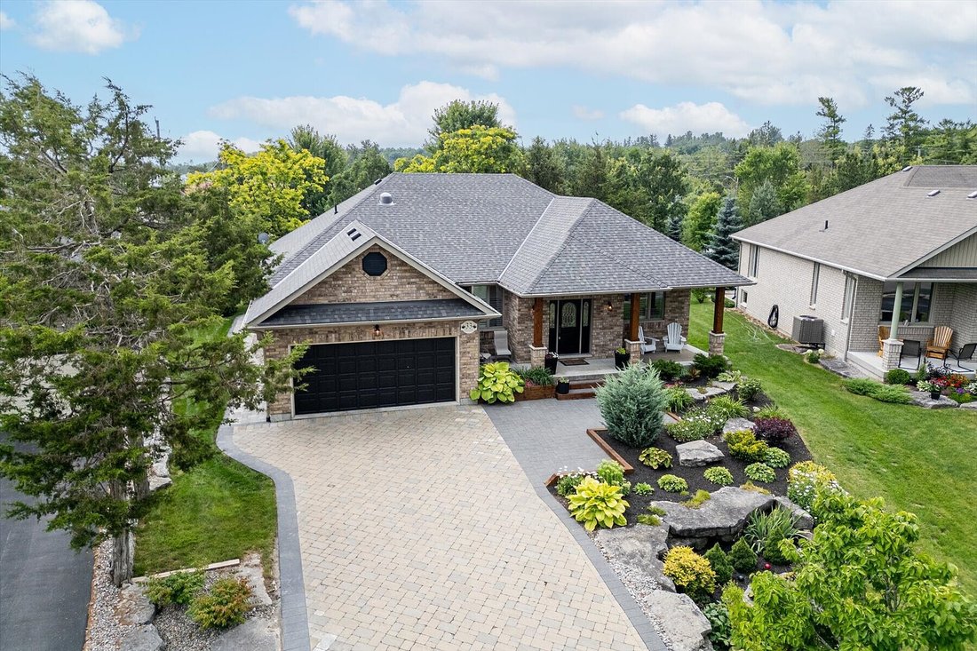 House in Kawartha Lakes, Ontario, Canada 3 - 18950903