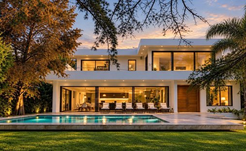 House in La Lonja, Buenos Aires Province, Argentina 1