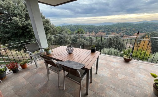 Chalet in les Franqueses del Valles, Catalonia, Spain 1