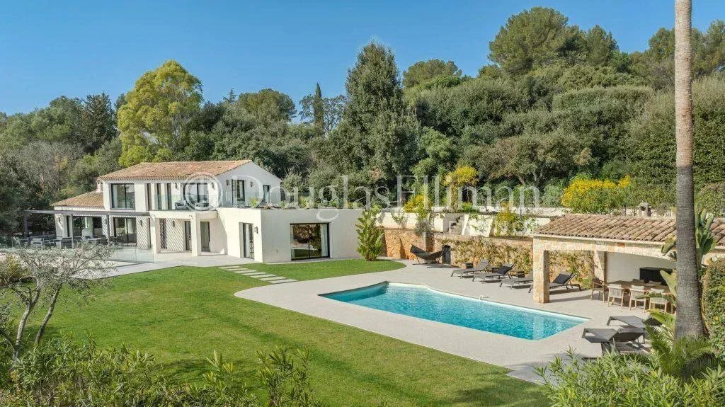 Villa in Vallée Verte-Issarts-Vignasses, Biot, France 1 - 18950134