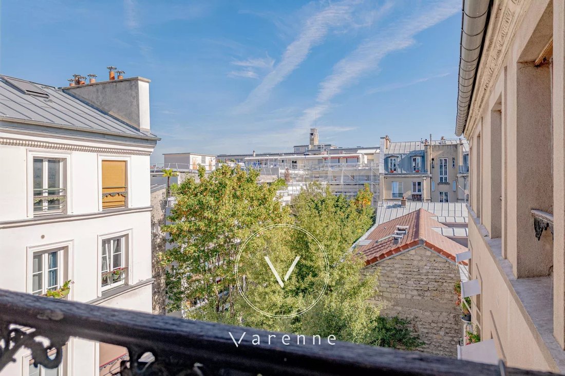 Apartment in Saint Placide, Paris 6e Arrondissement, Paris 1 - 18949996