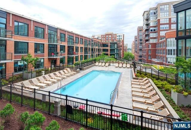 Condo in Hoboken, New Jersey, United States 4 - 18951037
