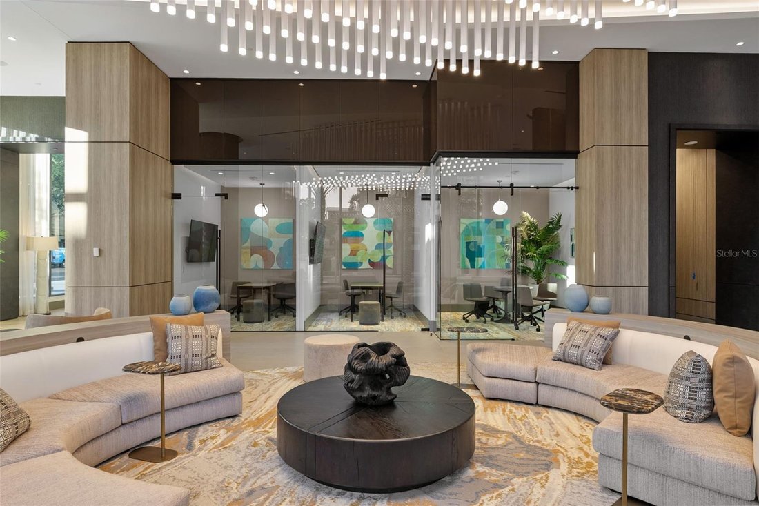 Condo in St. Petersburg, Florida, United States 5 - 18952246
