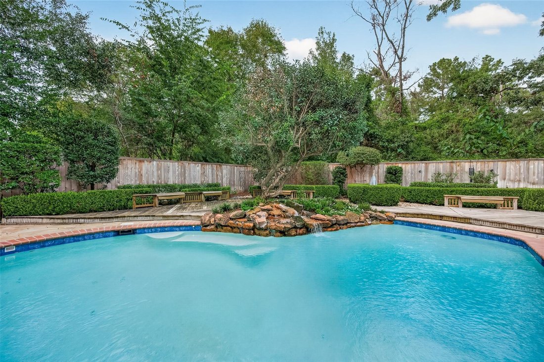 House in The Woodlands, Texas, United States 2 - 18953086