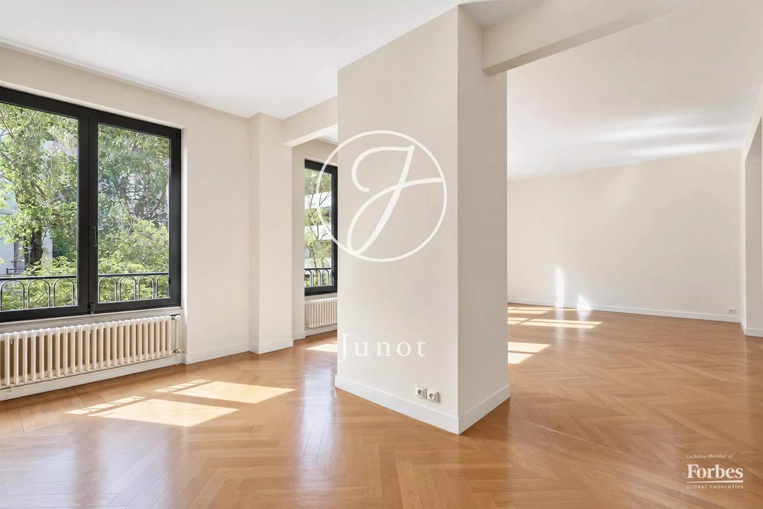 Appartamento a Muette Nord, Paris 16e Arrondissement, Parigi 5 - 18310171