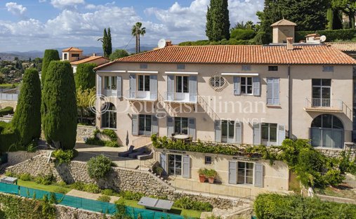 Townhouse in Mougins, Provence-Alpes-Côte d'Azur, France 1