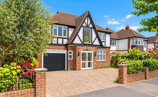 House in Epsom and Ewell, England 1