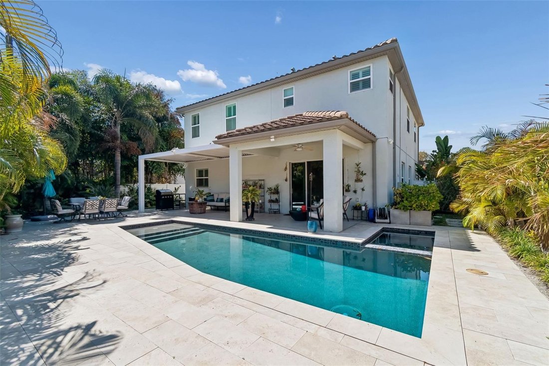 House in Tampa, Florida, United States 3 - 18952323