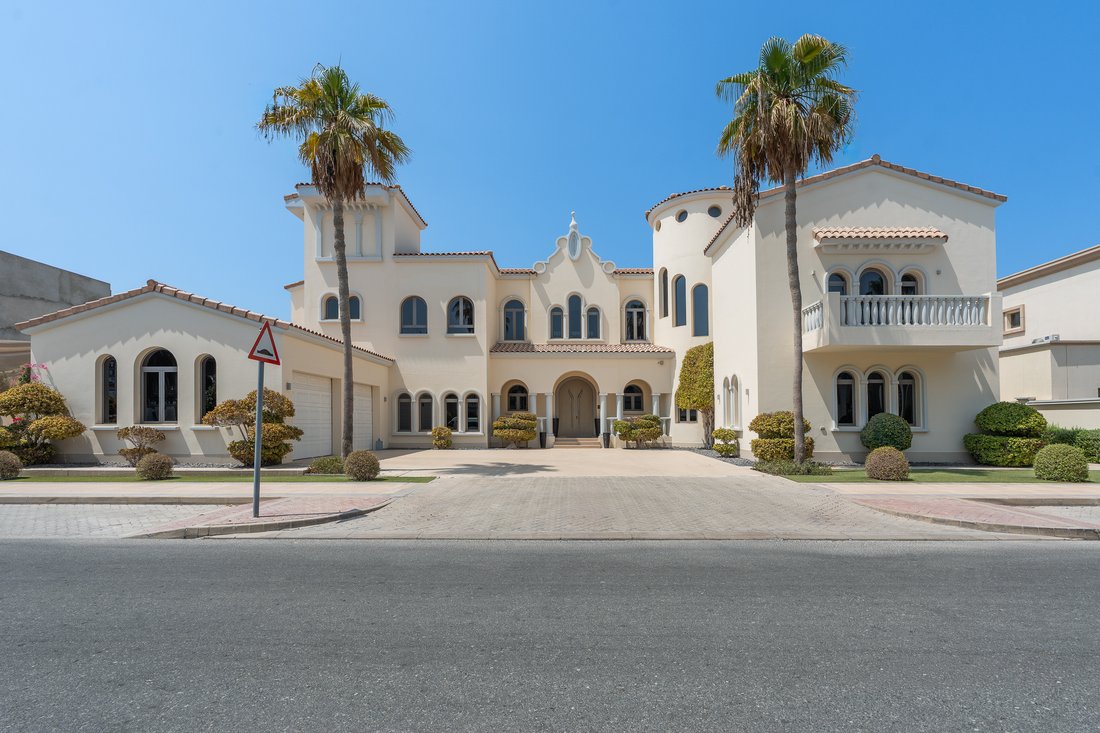Villa in Palm Jumeirah, Dubai, United Arab Emirates 1 - 18950126