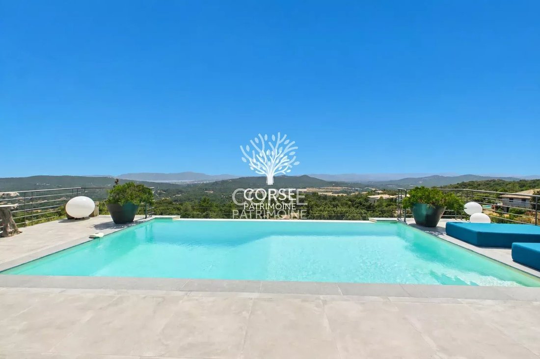 House in Porto-Vecchio, Corsica, France 2 - 18952791