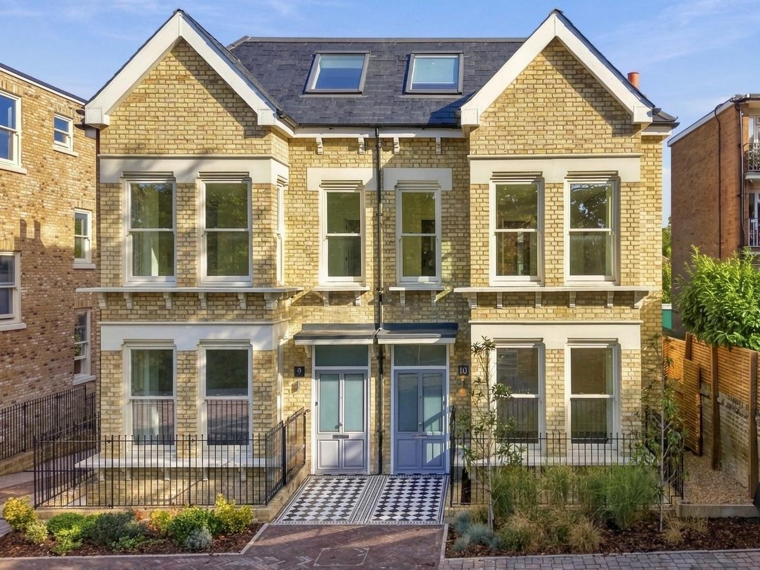 House in Acton, Ealing, England 2 - 18952238
