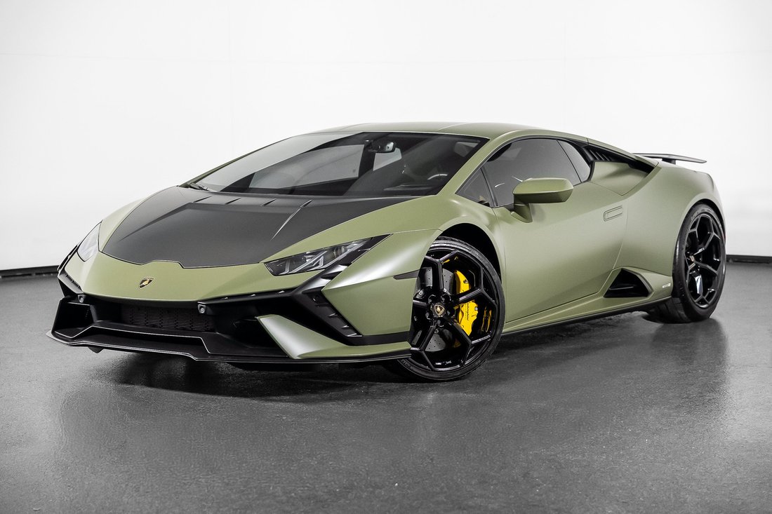 Coupe in Pompano Beach, FL, United States 1 - 18949474