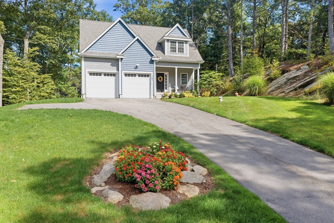 Northbridge, Massachusetts, United States 1 - 18949458