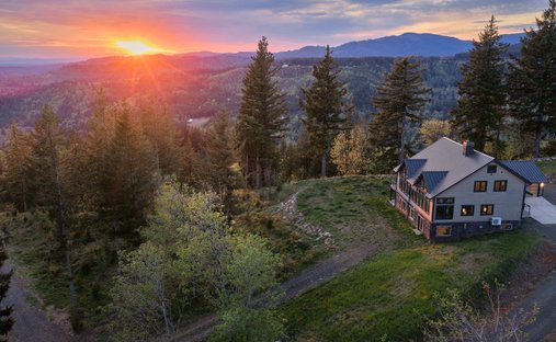 Estate in Washougal, Washington, United States 1