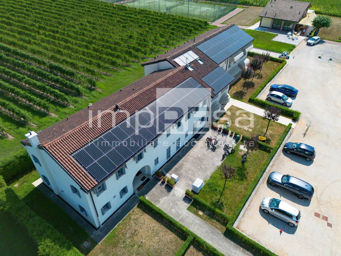 Farm Ranch in Chiarano, Veneto, Italy 2 - 18955437