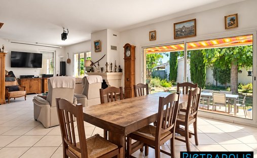 Maison à Villefranche-sur-Saône, Auvergne-Rhône-Alpes, France 1