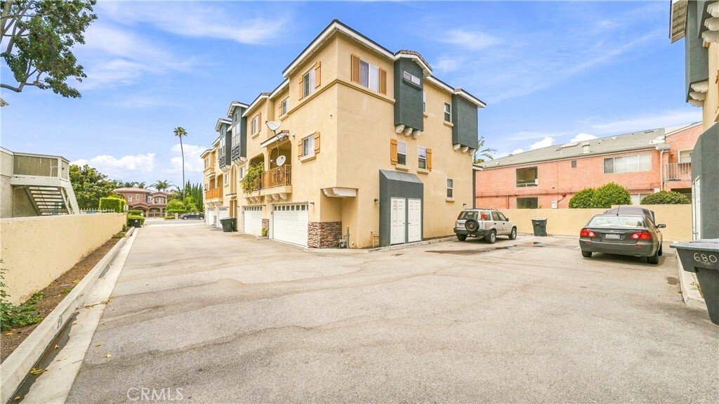 Orange, California, United States 4 - 18956688