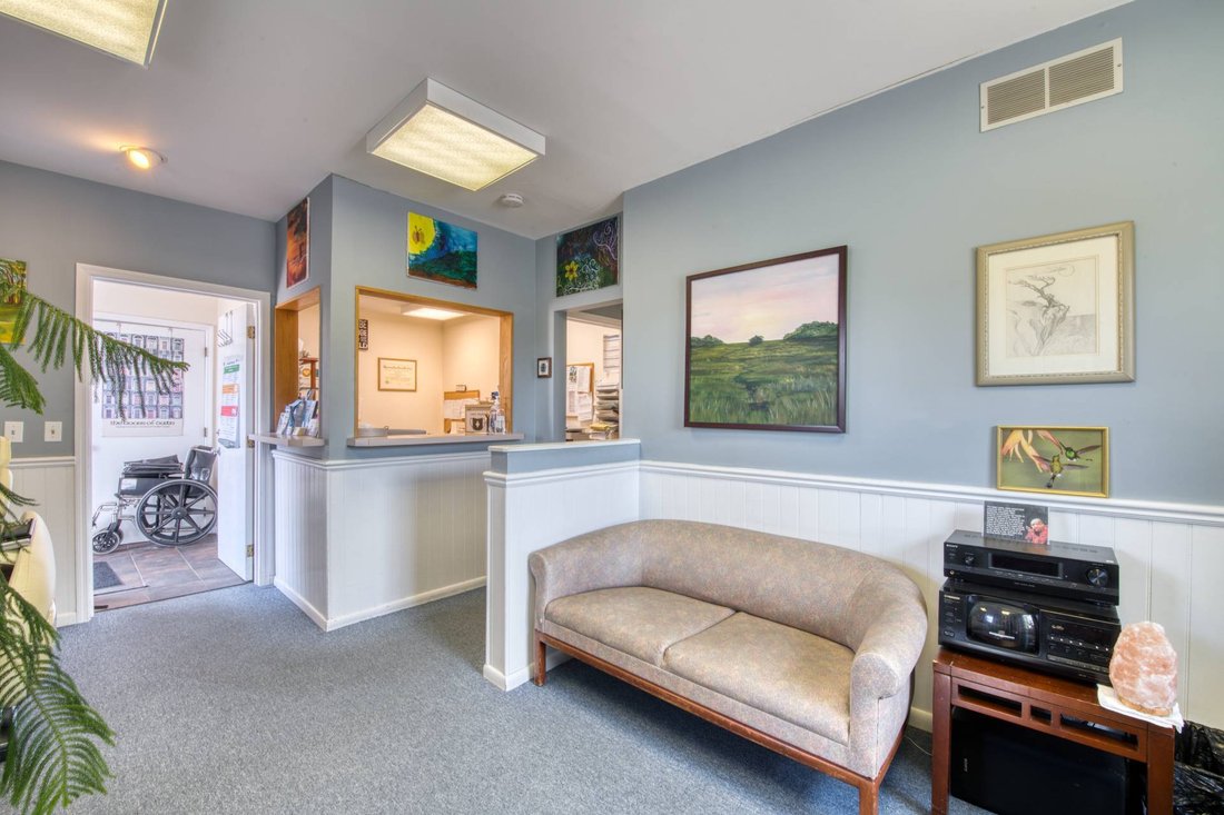 Southampton, New York, United States 4 - 18955755