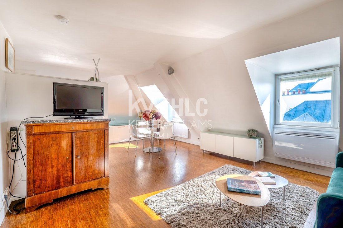 Apartment in Saint Germain l'Auxerrois, Paris 1er Arrondissement, Paris 3 - 18956083