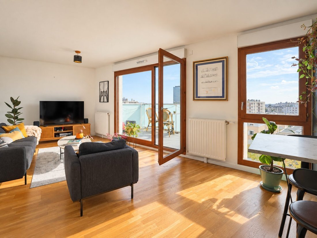Apartment in Arrondissement of Bobigny, Ile-de-France, France 1 - 18956397
