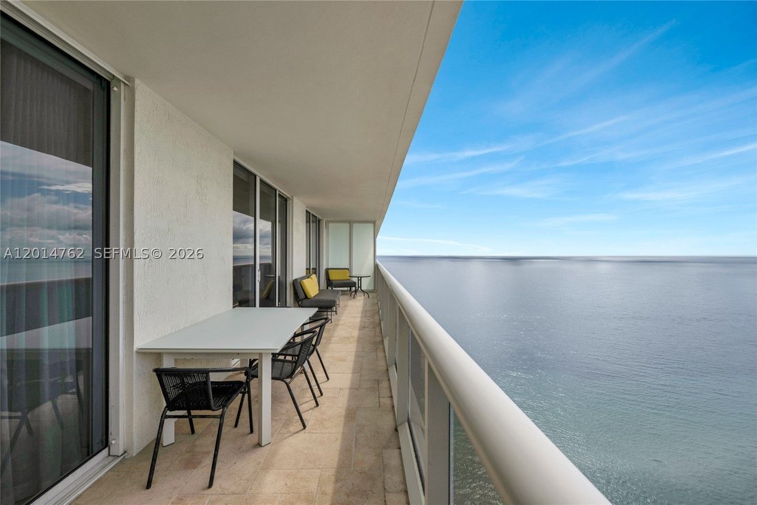 House in Hallandale Beach, Florida, United States 4 - 17877790