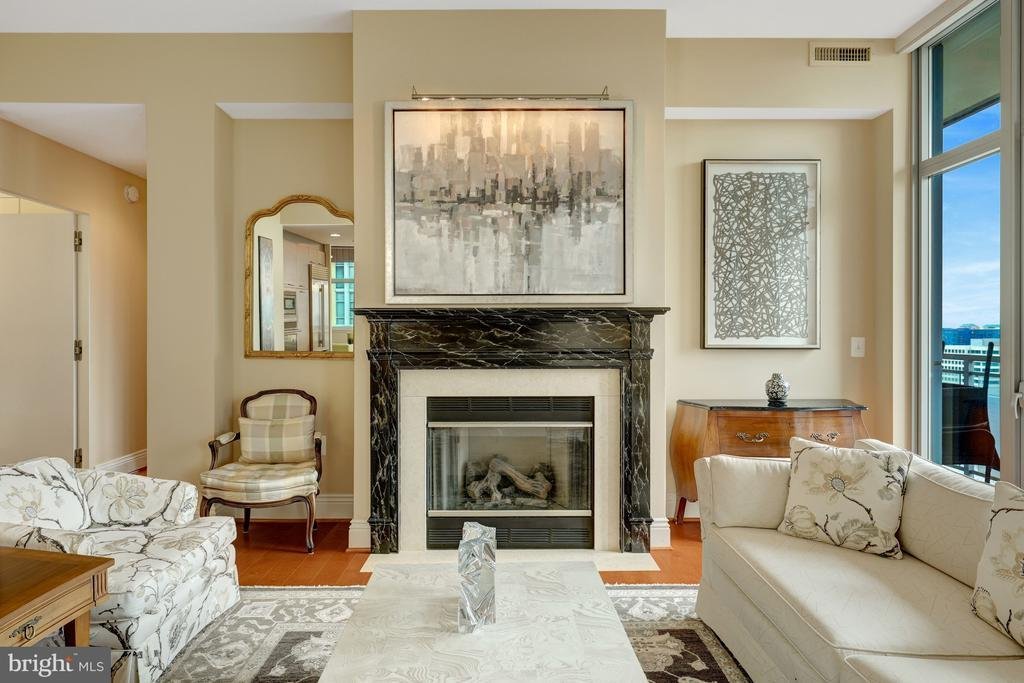 Condo in Reston, Virginia, United States 4 - 18956642