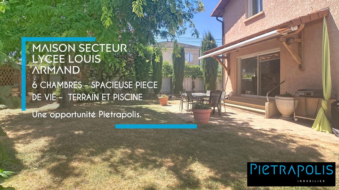House in Villefranche-sur-Saone, Auvergne-Rhône-Alpes, France 1 - 18480934
