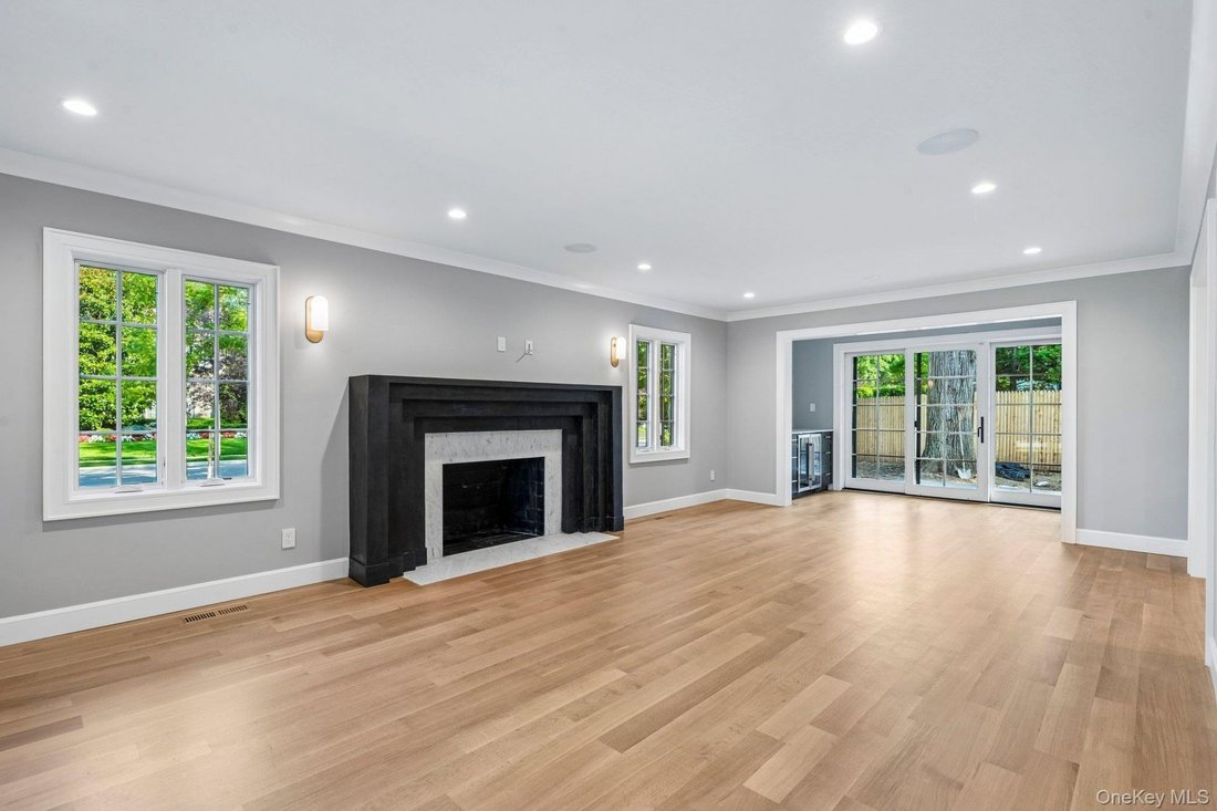 House in Rockville Centre, New York, United States 5 - 18955579