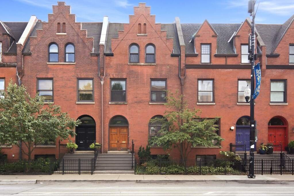 House in Chicago, Illinois, United States 2 - 18956586