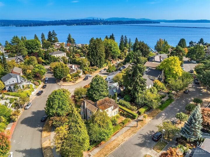 House in Seattle, Washington, United States 4 - 18957073