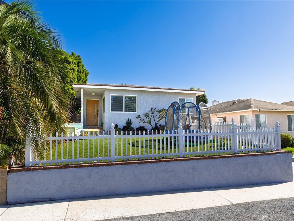 El Segundo, California, United States 1 - 18955986