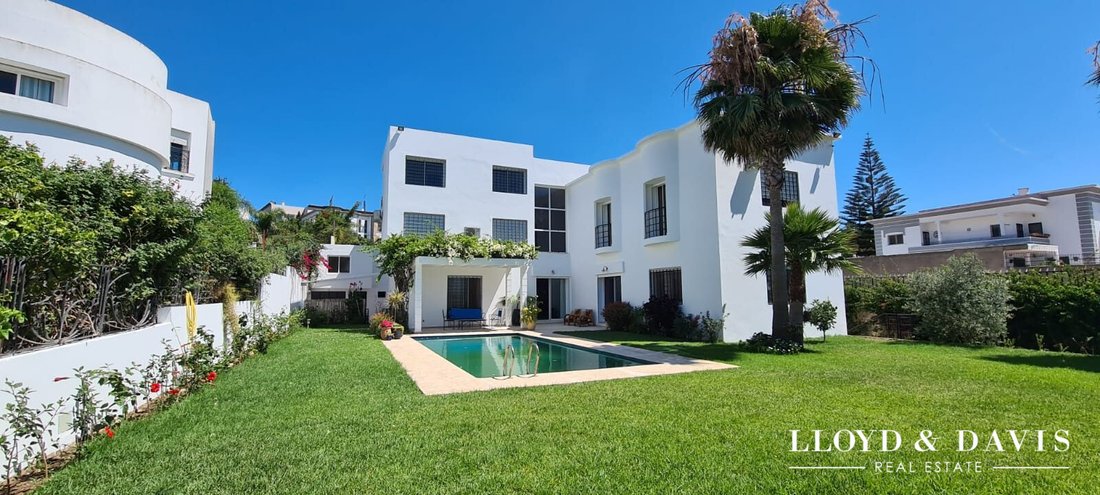 Villa in Tangier, Tangier-Tétouan-Al Hoceima, Morocco 1 - 18956470