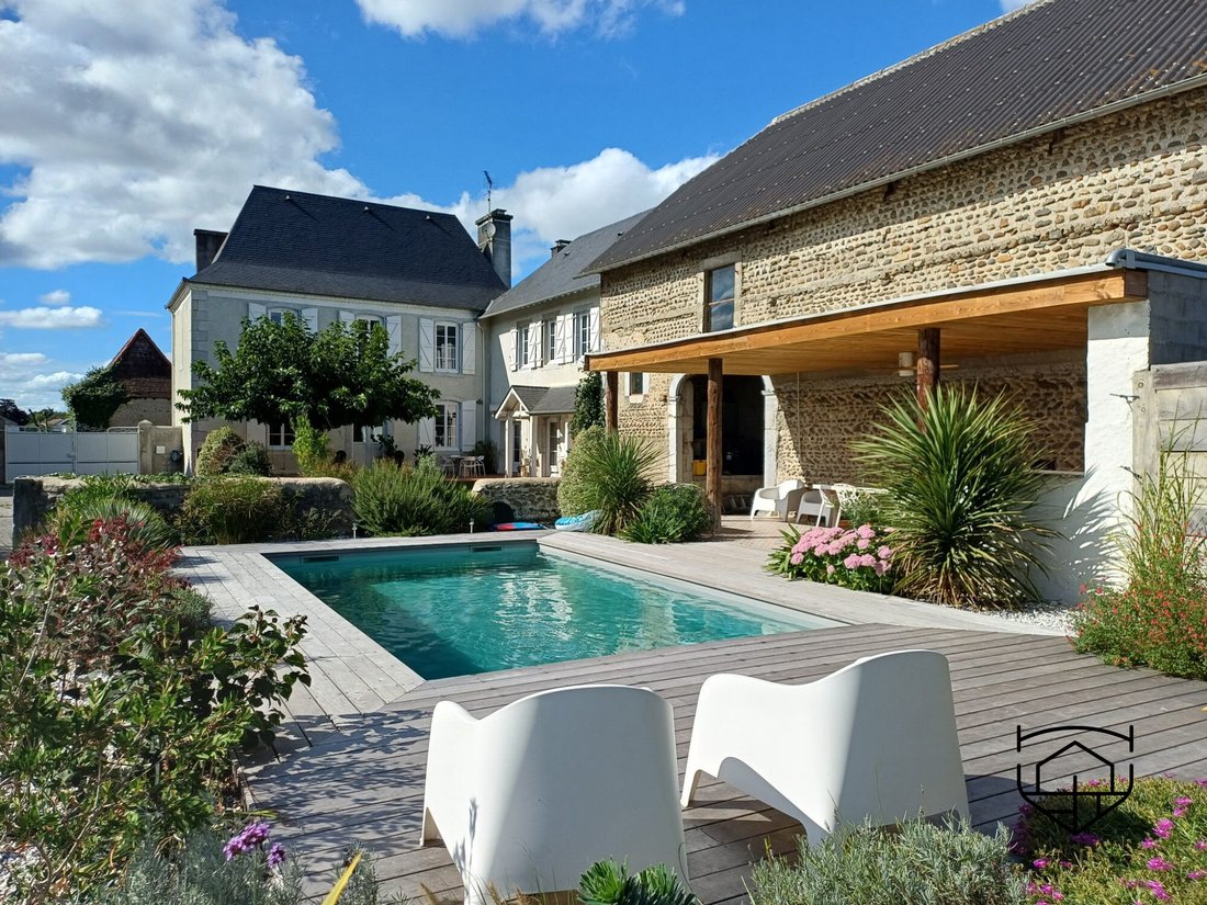 Maison à Idron, Nouvelle-Aquitaine, France 1 - 18836302