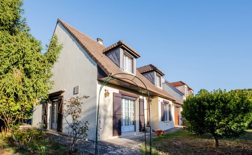 House in Coupvray, Ile-de-France, France 1