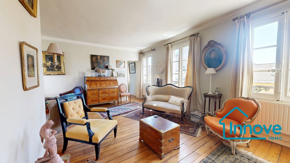 Apartment in Domaine National du Château, Versailles, France 4 - 18956244