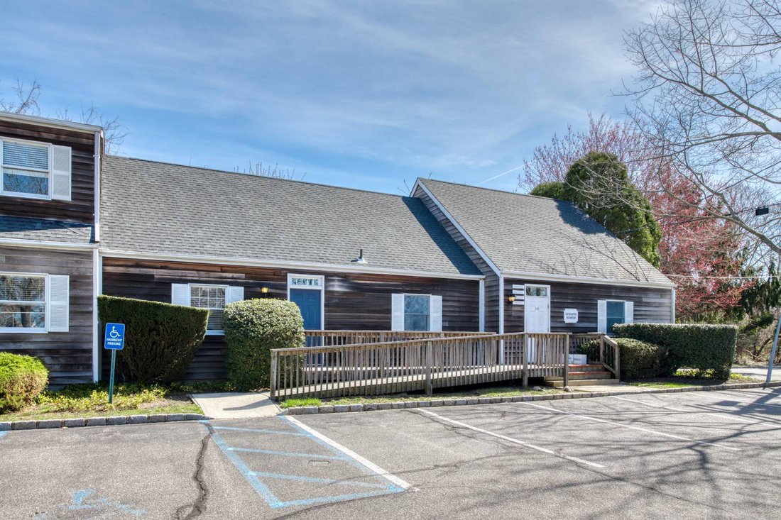 Southampton, New York, United States 2 - 18955755