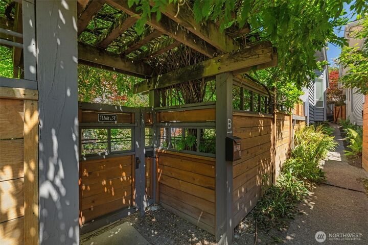 House in Seattle, Washington, United States 3 - 18956751