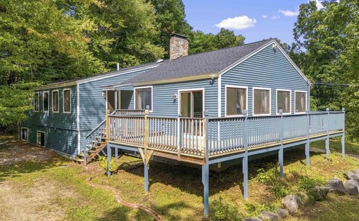 House in Strafford, New Hampshire, United States 1