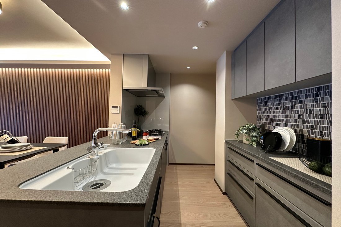 Condo in Shibuya City, Tokyo, Japan 5 - 18425906