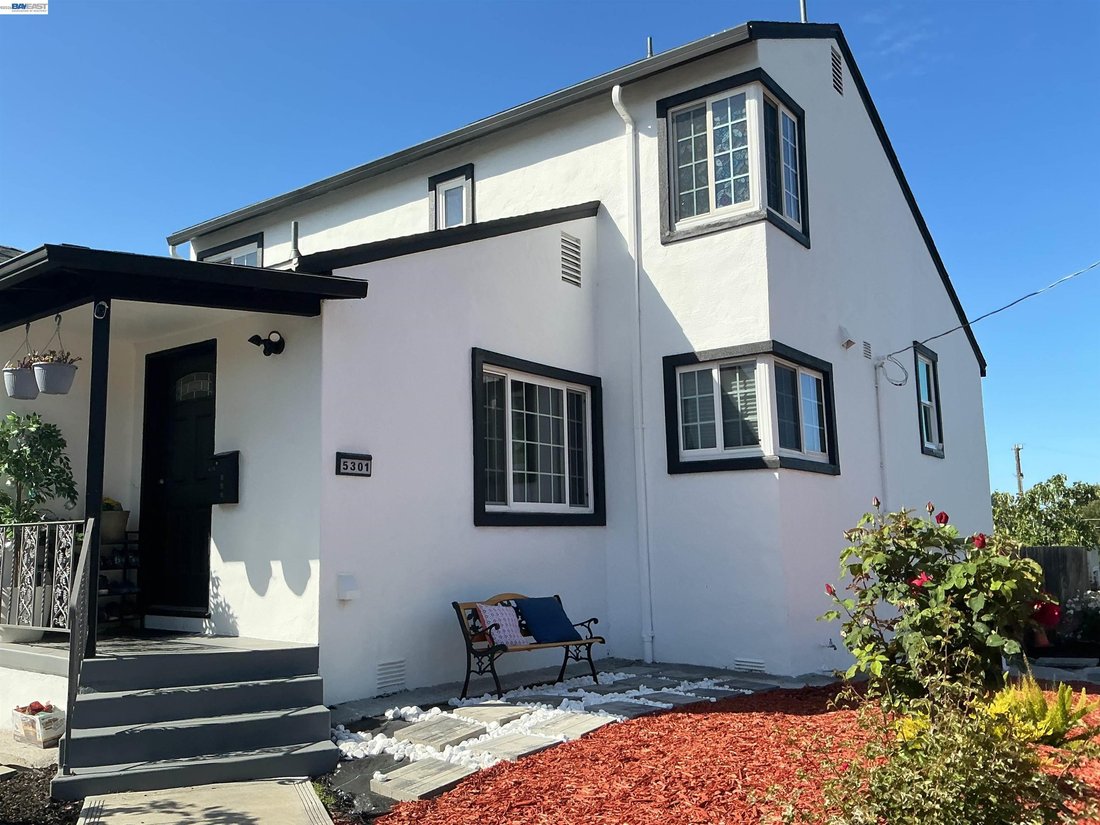 House in Oakland, California, United States 1 - 18957463