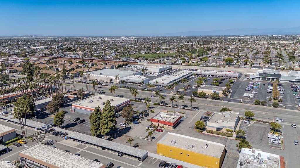 Huntington Beach, California, United States 5 - 18955872