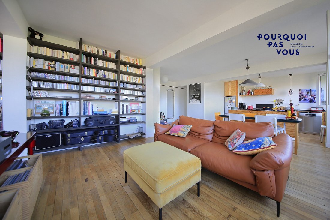 Apartment in Croix Rousse-Gros Caillou, Lyon 4e Arrondissement, Lyon 3 - 18956184