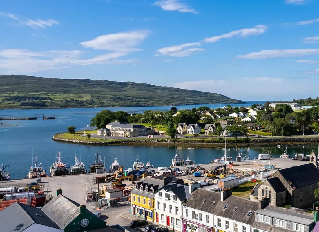 Castletown-Bearhaven, County Cork, Ireland 2 - 18956082