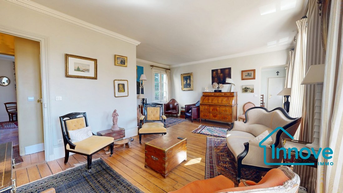 Apartment in Domaine National du Château, Versailles, France 3 - 18956244