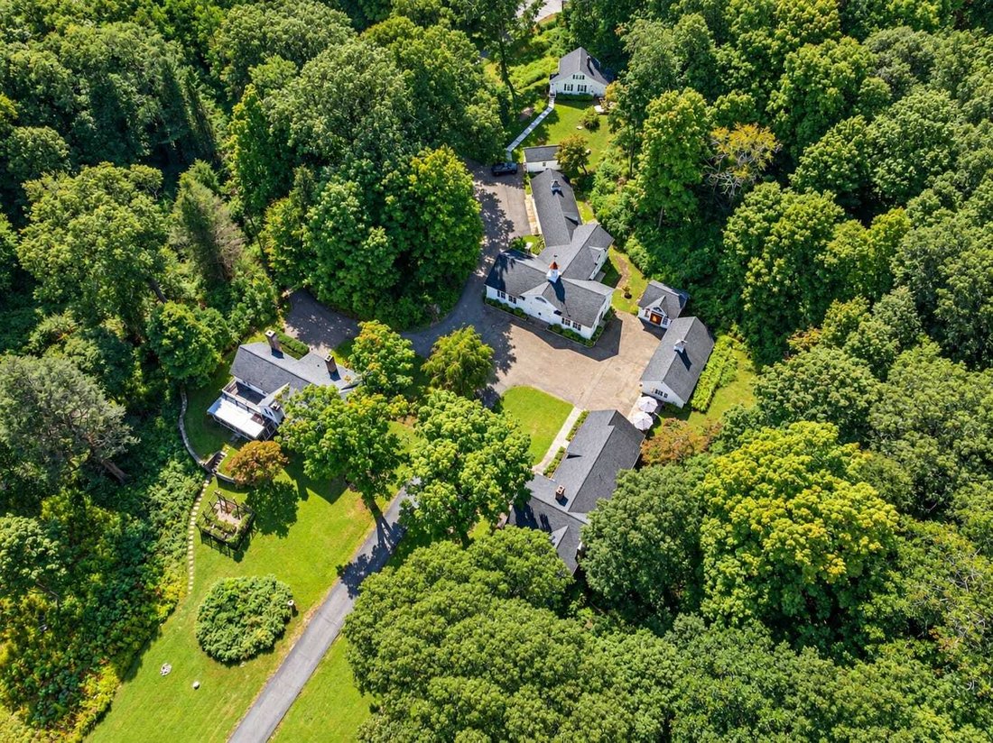House in Greenwich, New York, United States 1 - 18956159