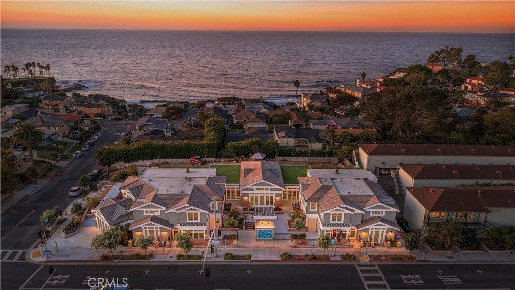 Laguna Beach, California, United States 1 - 18956743