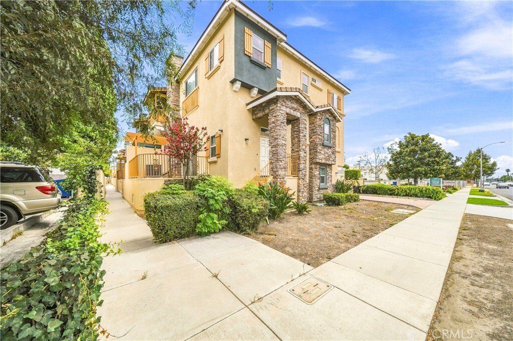 Orange, California, United States 5 - 18956688