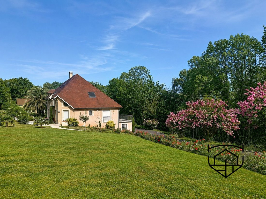 House in Gan, Nouvelle-Aquitaine, France 2 - 18836318