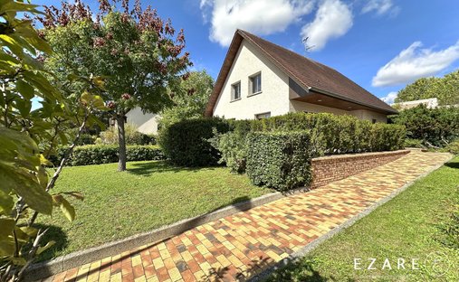 House in Vieux Village, Fontaine-les-Dijon, France 1